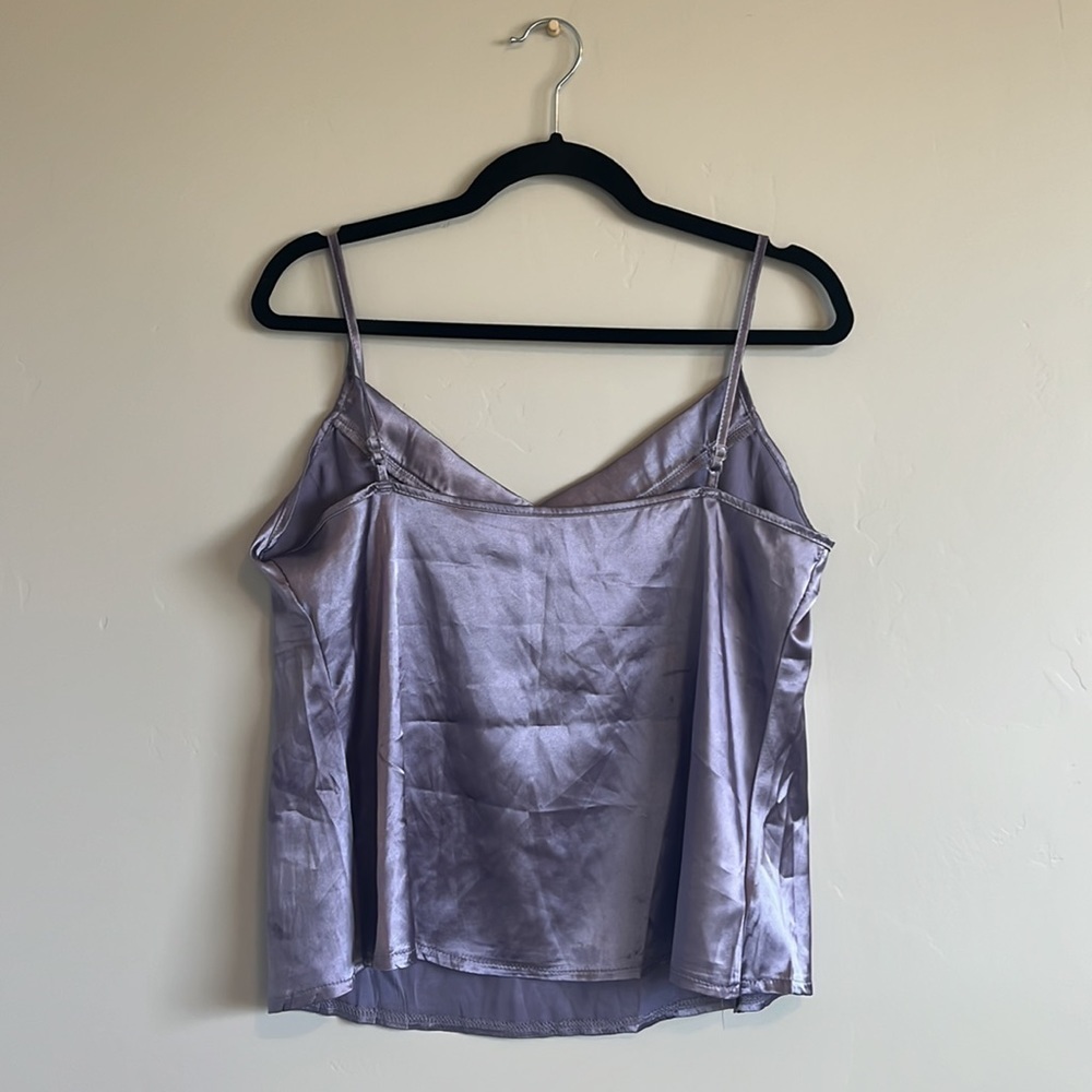 NWOT Revolve | Lovers + Friends Madison PJ Set | Lilac | Size XL - Picture 4 of 6